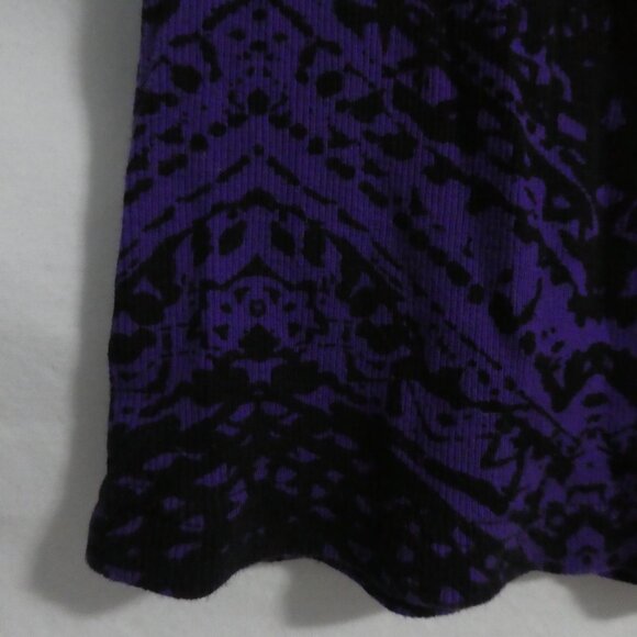 MILEY CYRUS & MAX AZRIA | small | Purple and Black Ribbed Tank Top - Picture 14 of 16